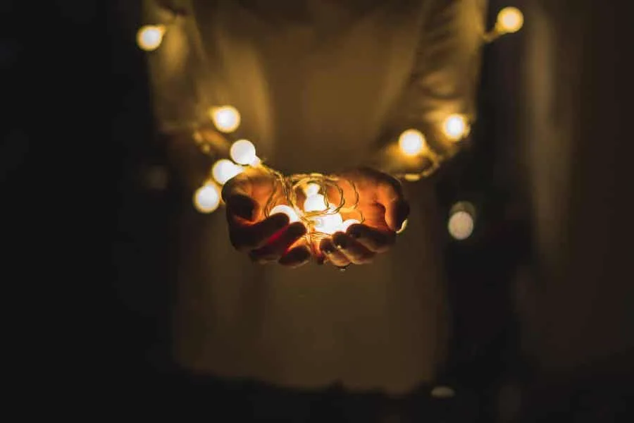 Illumination Hour - Midday Prayer Guide