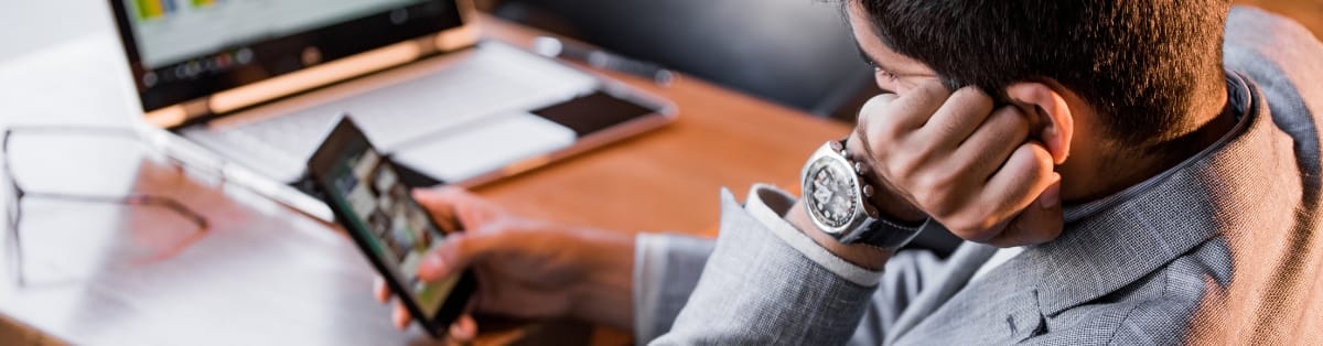 Procrastination-Types-phone